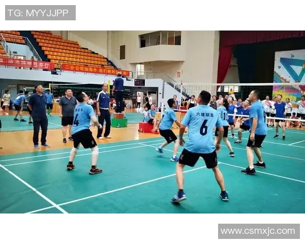 重庆排球队的成长之路:一段关于拼搏与团结的排球纪实故事 重庆排球队的成长之路:一段关于拼搏与团结的排球纪实故事